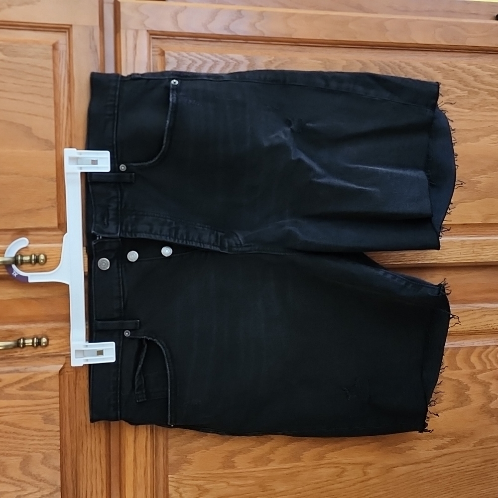 Old Navy black denim shorts size 16